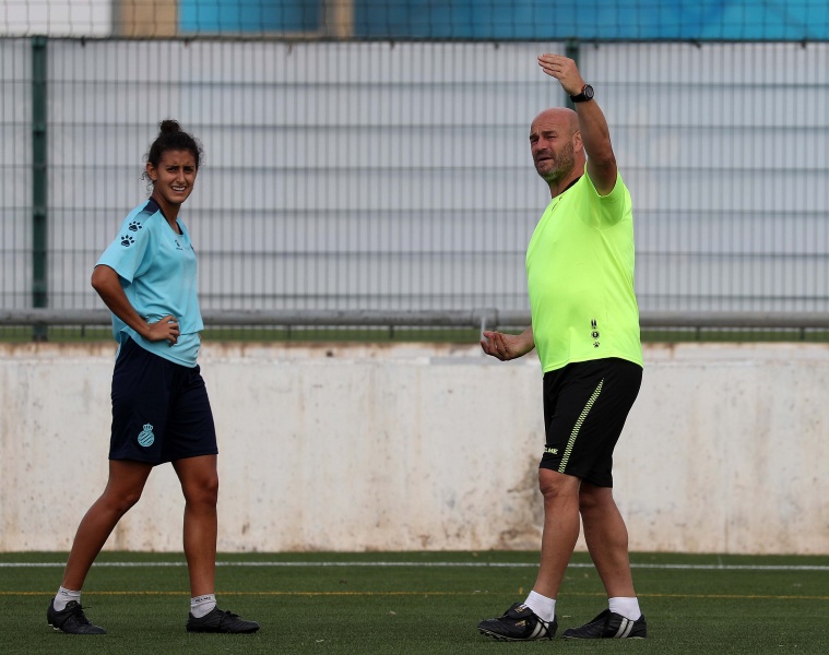 Resultados de competición del fútbol femenino