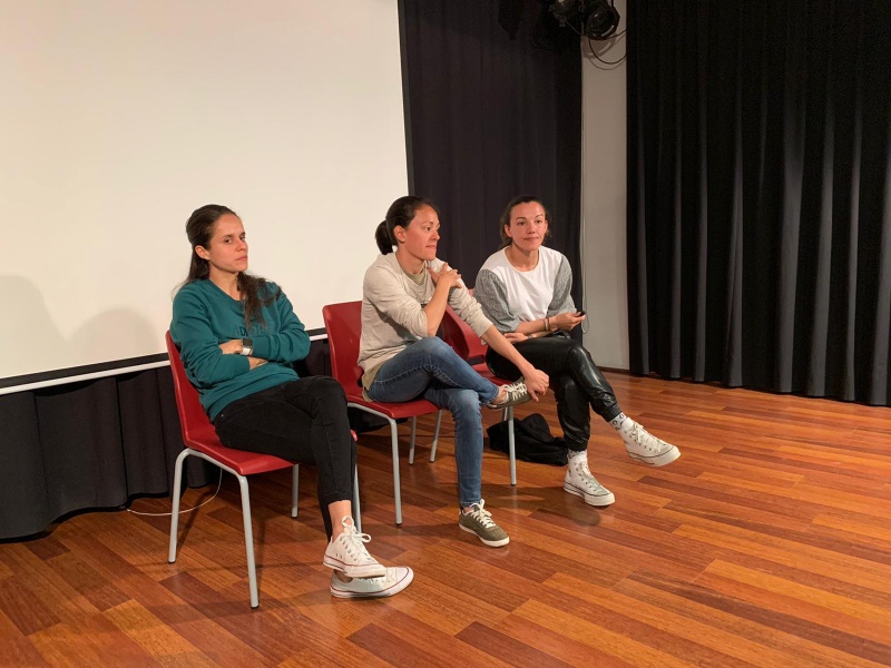 Matí de futbol en clau femenina