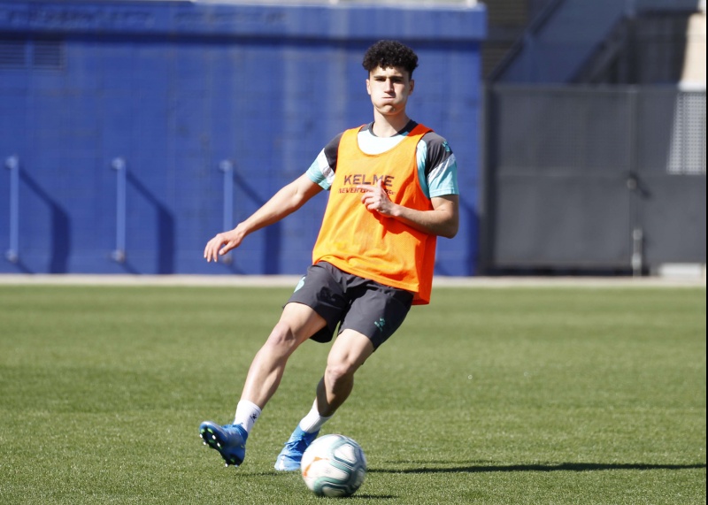 Roger Martínez y Carlos Alemán, convocados con la sub-18