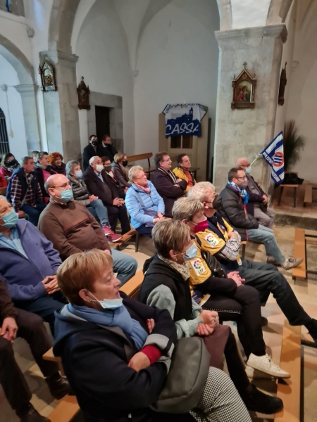 Subida a pie a la Parròquia de Sant Mateu de Franciac