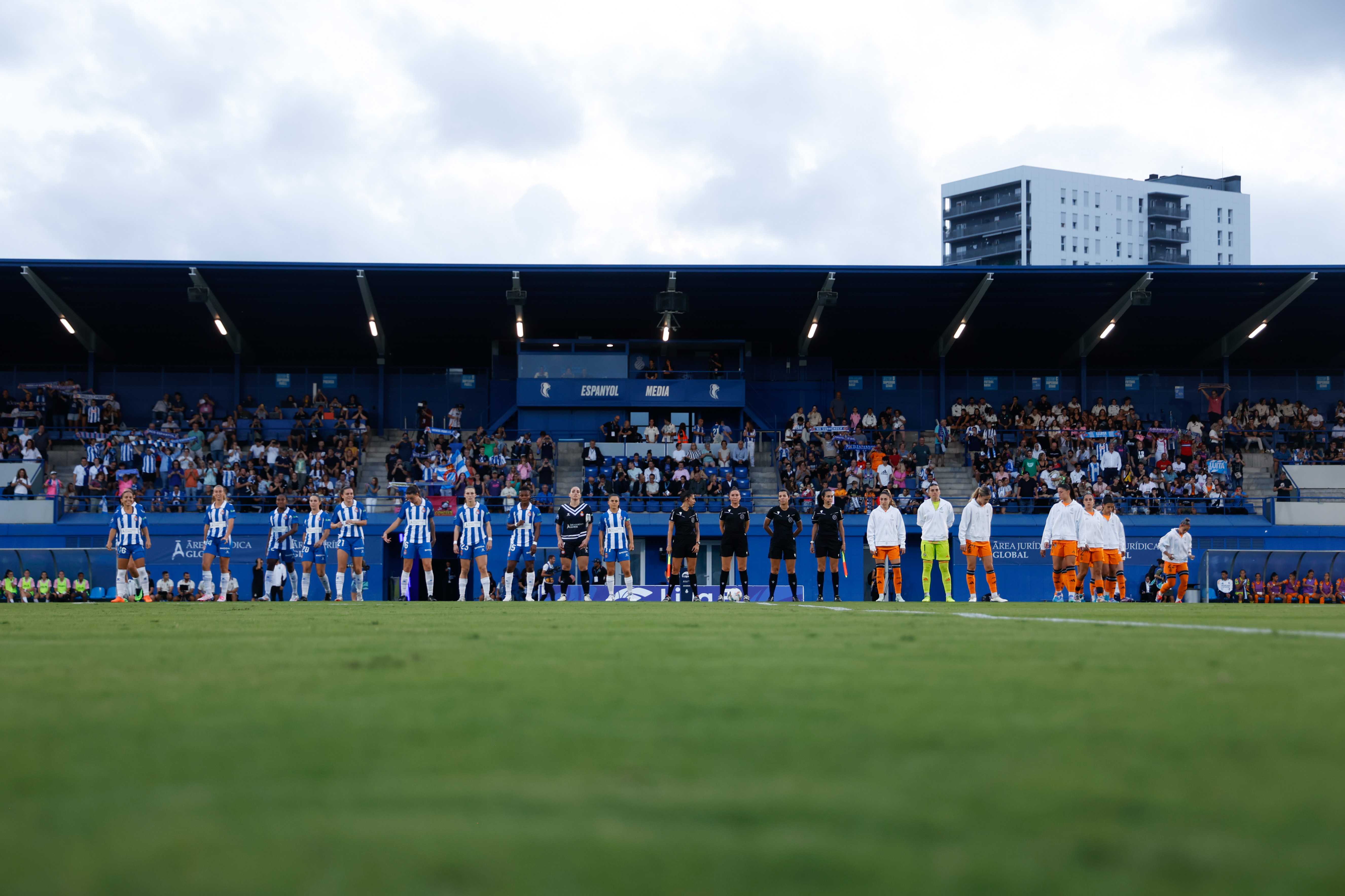 RCD Espanyol Femenino lose season opener