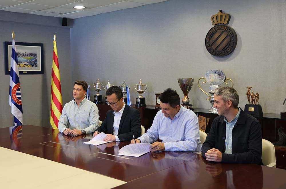 Agreement between RCD Espanyol, Produceme and Concert Studio