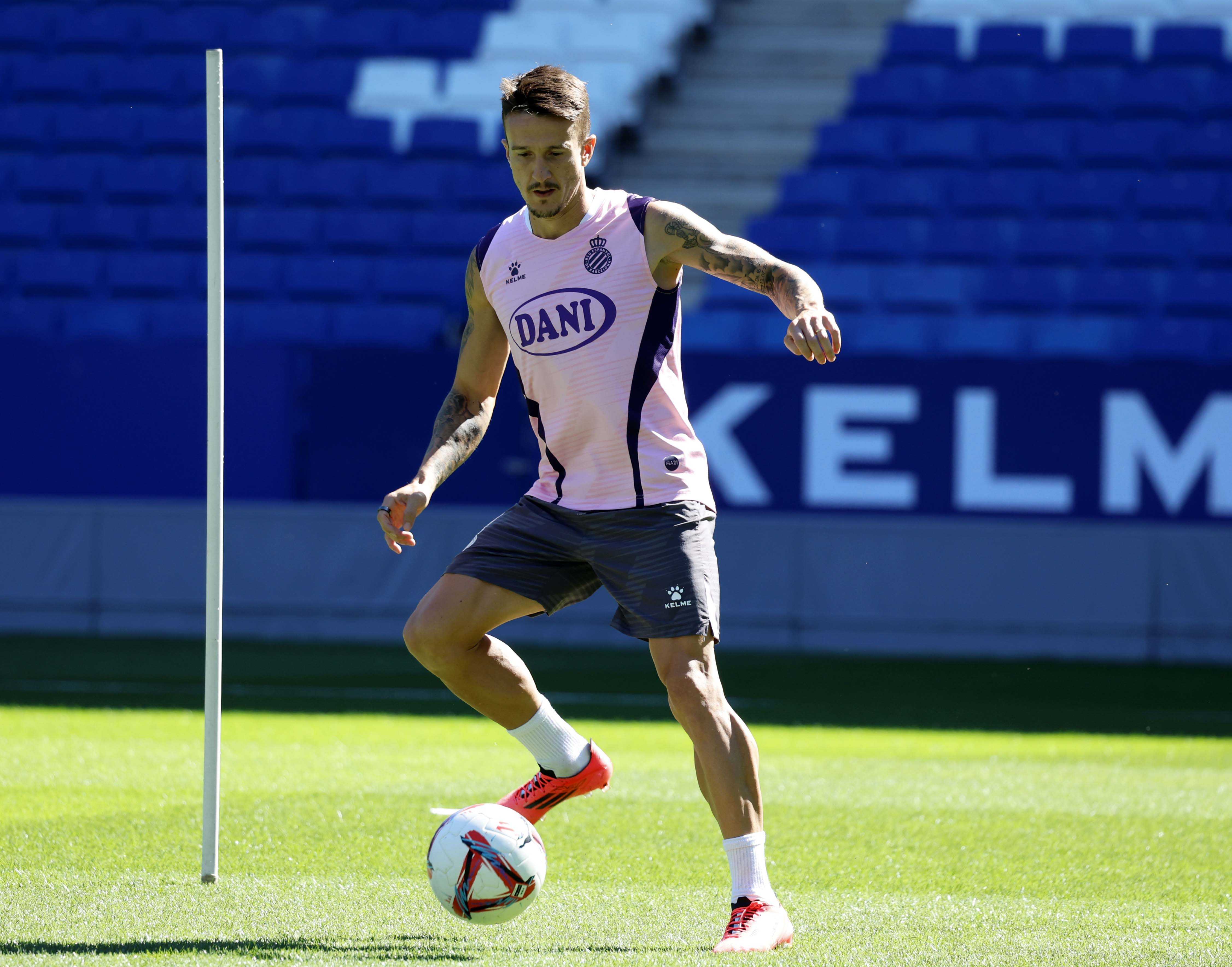 Entrenamiento en la CE Dani Jarque