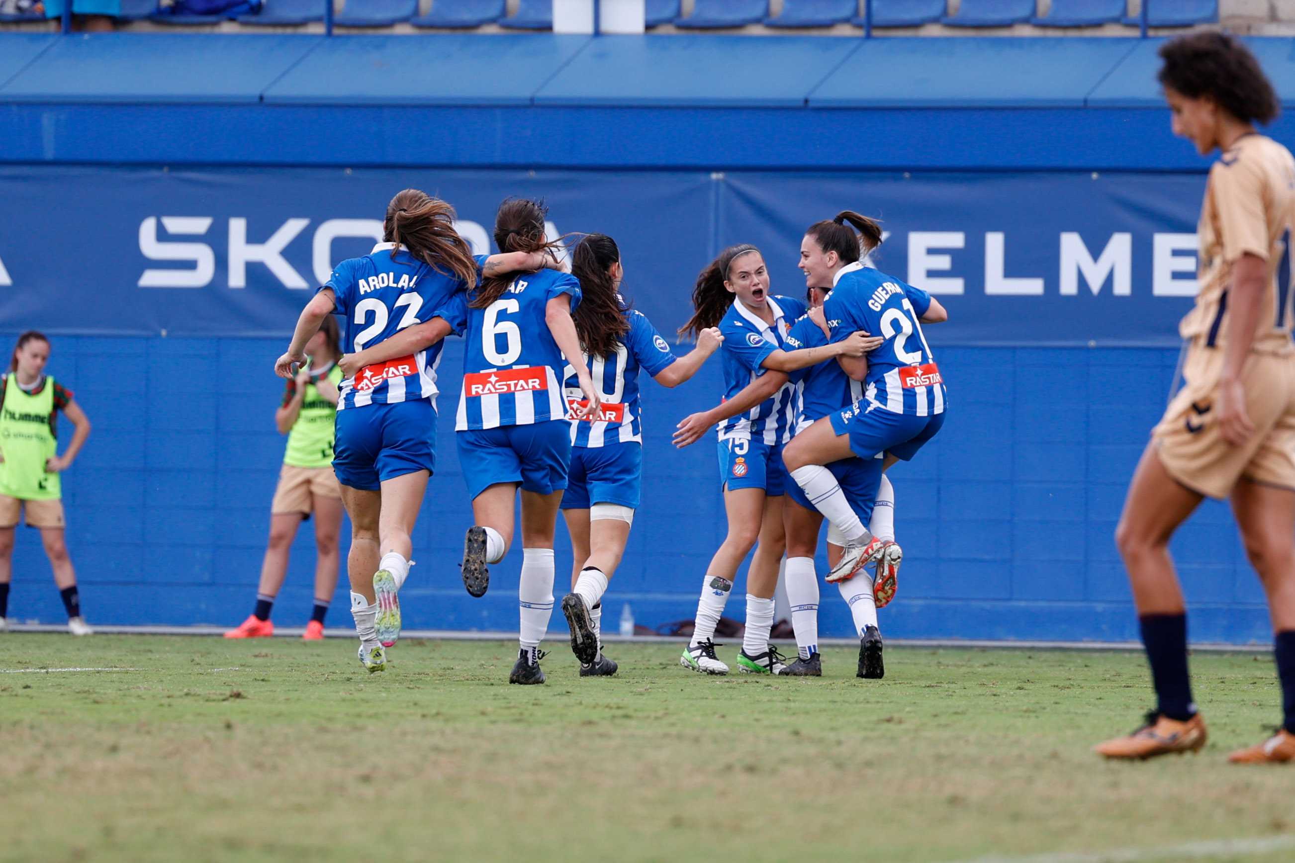 2-1: Remuntada i més tres