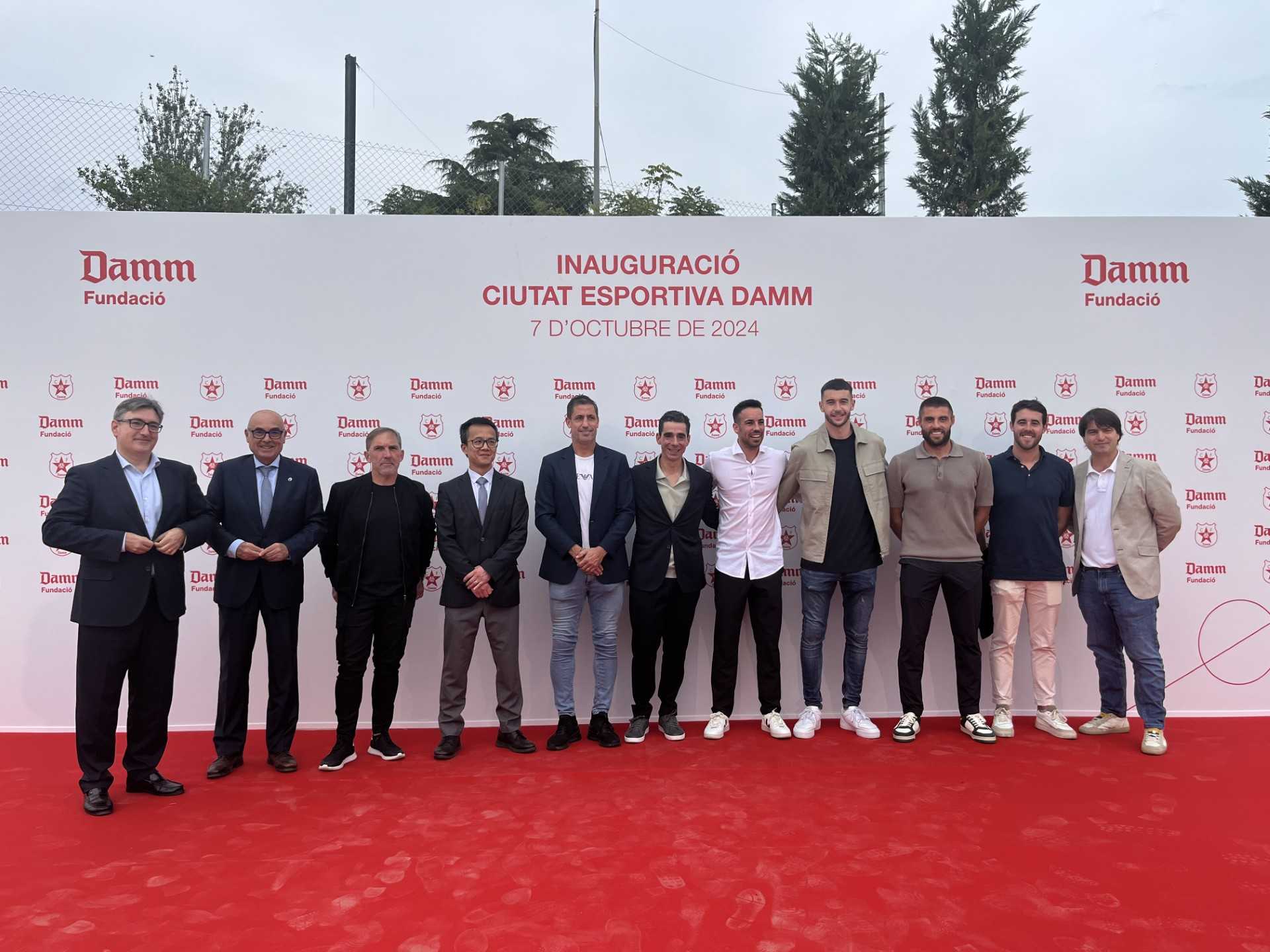 Presents a la inauguració de la Ciutat Esportiva del CF Damm