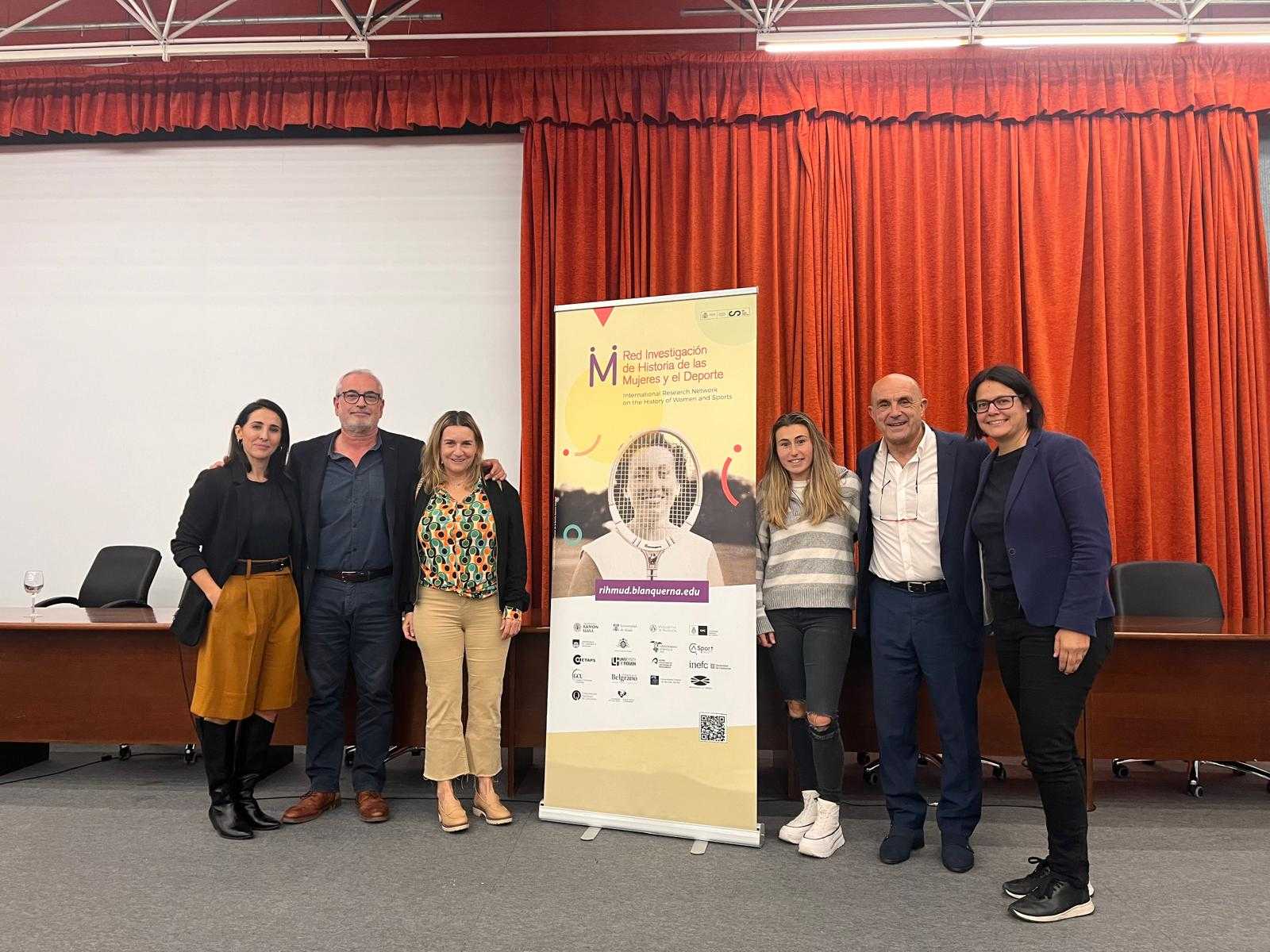 Dolors Ribalta participa en la Mesa Redonda "Mujer y fútbol", en Madrid