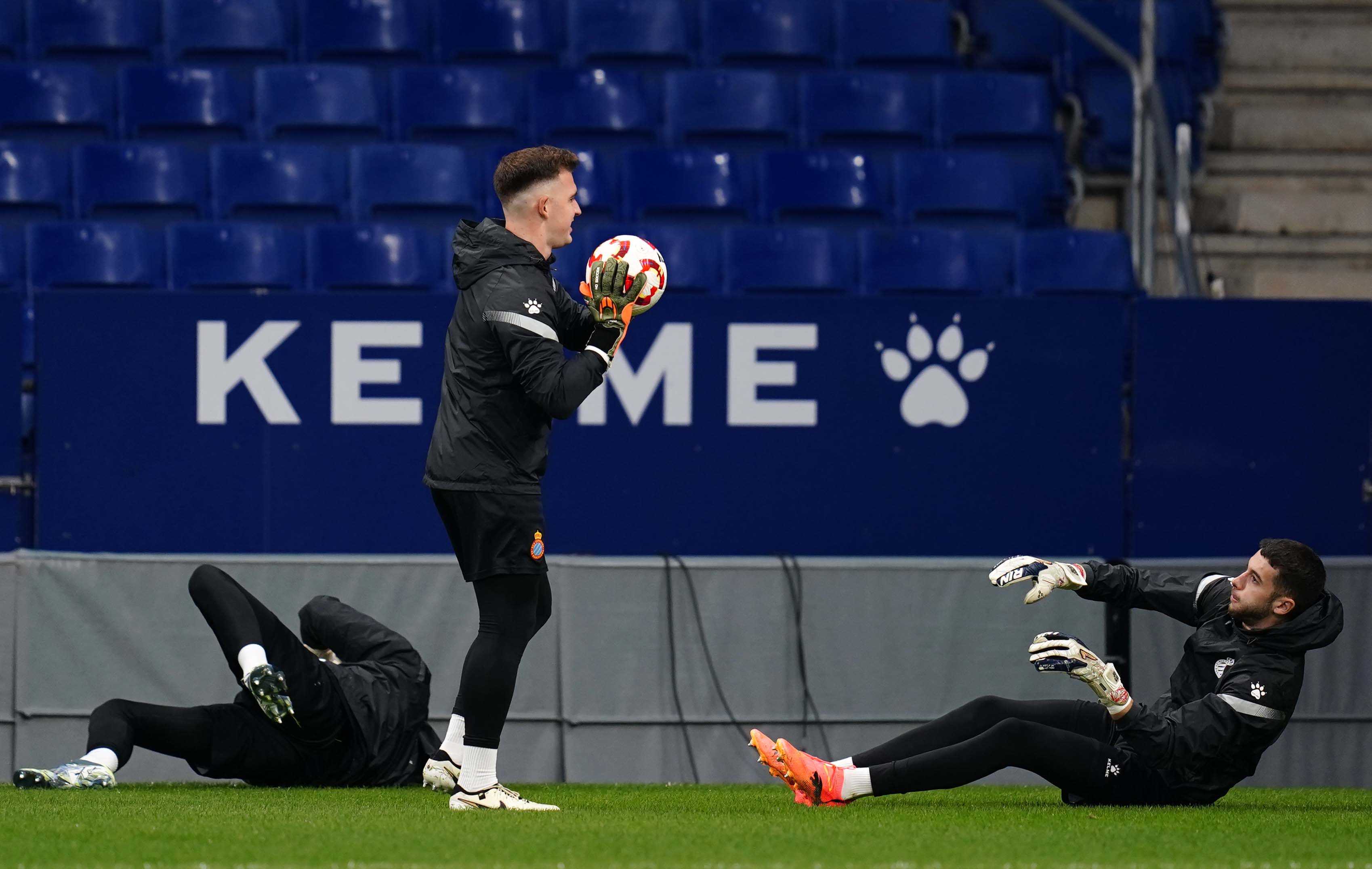 Entrenamiento en la CE Dani Jarque