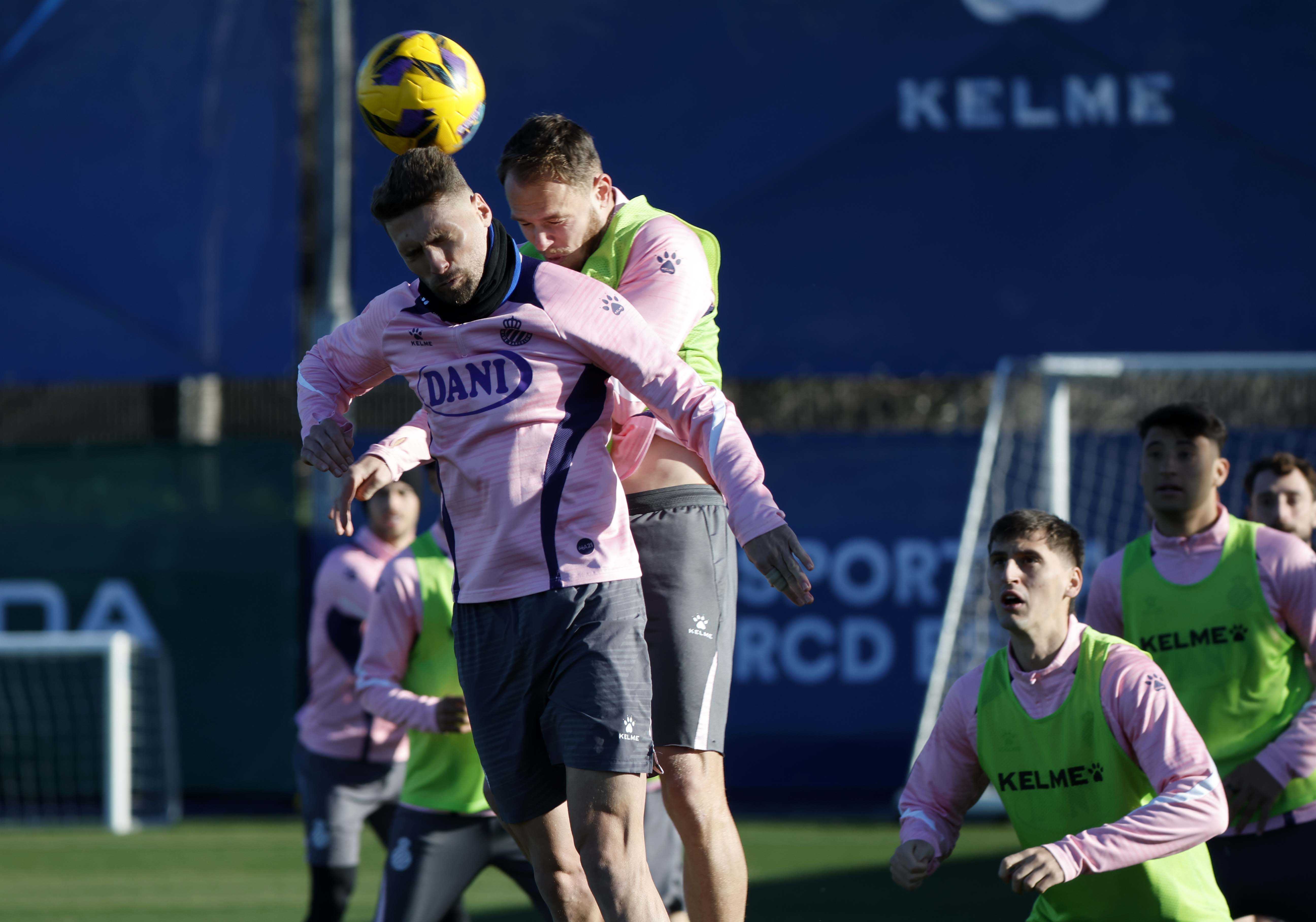 Entrenament a l'RCDE Stadium