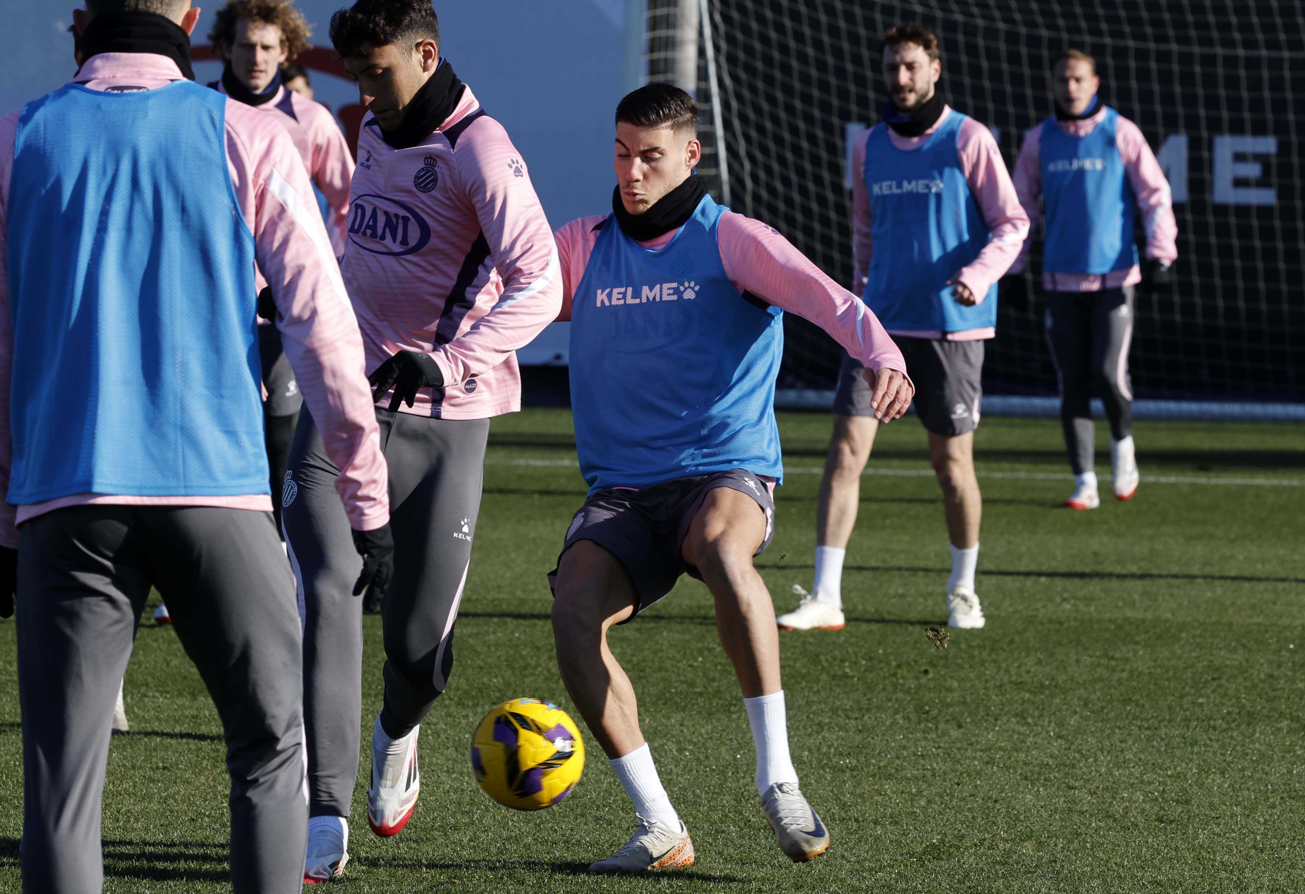 Entrenamiento en el RCDE Stadium