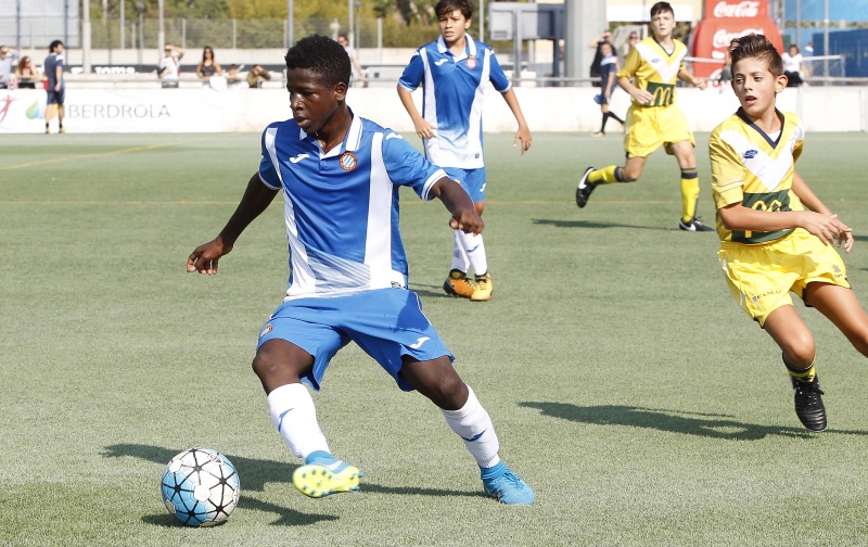 Horaris del futbol base i femení