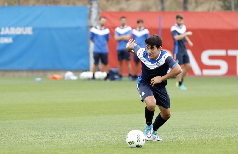 Víctor Gómez, convocado con la Sub-18