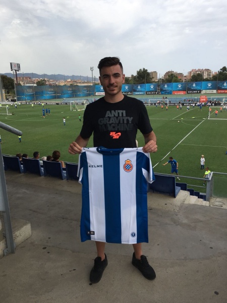 Campuzano y Sarmiento, nuevos fichajes del Espanyol B