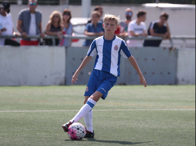 Horaris del futbol base i femení