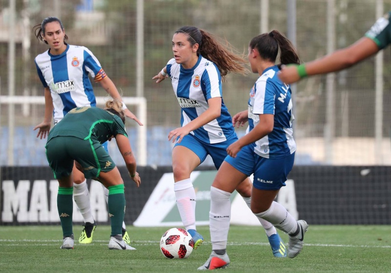 Una futbolista emergente