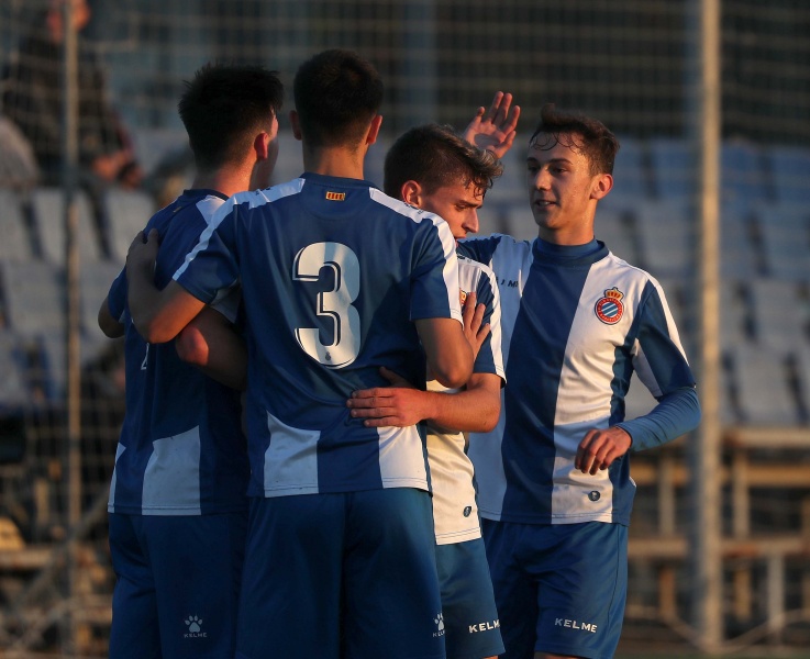 1-2: Asalto al liderato