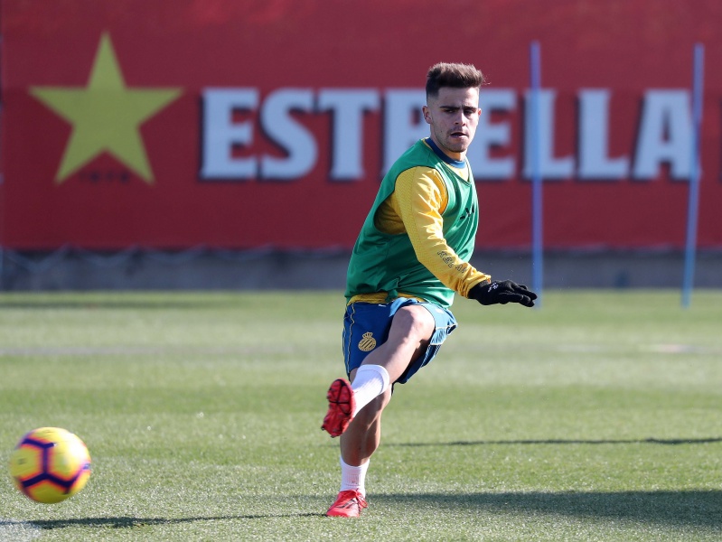 Entrenamiento en el RCDE Stadium