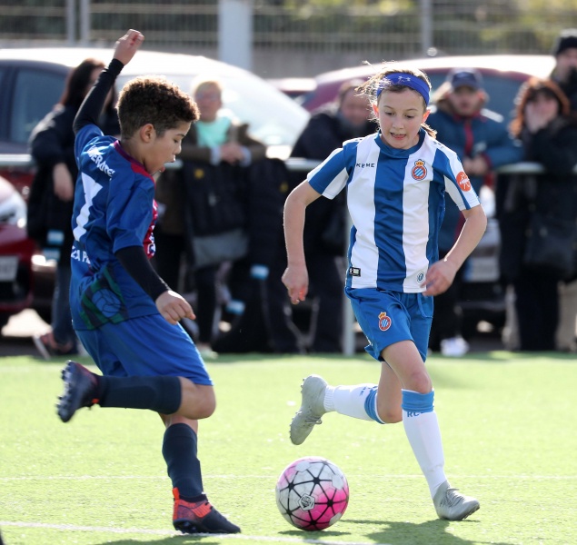 Horaris del futbol base i femení