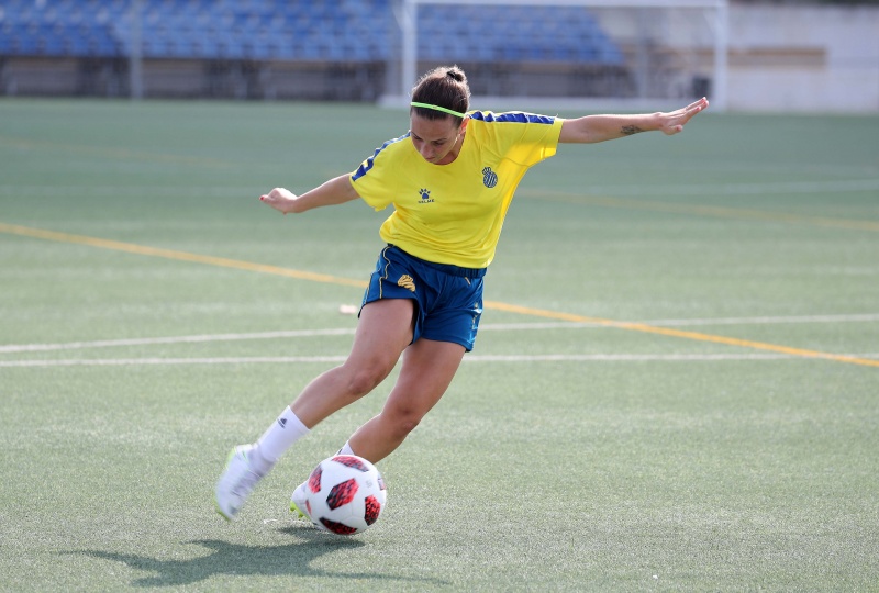 Esther Solà pone fin a su etapa como blanquiazul