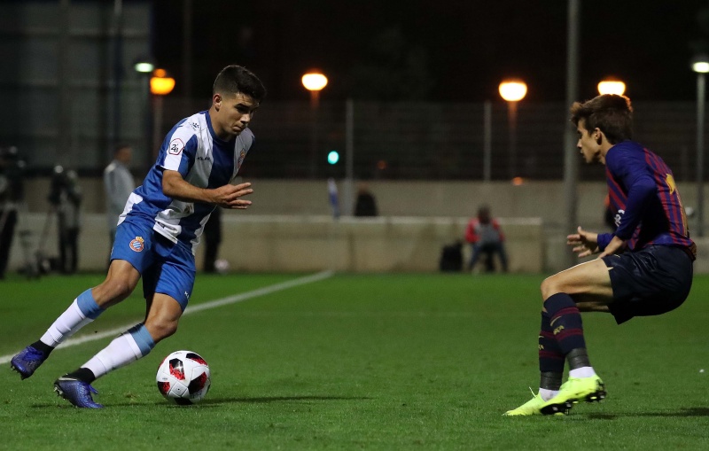 Víctor Gómez, con la Sub-19